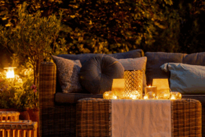 10 Candle Burning Mistakes People Make Indoors